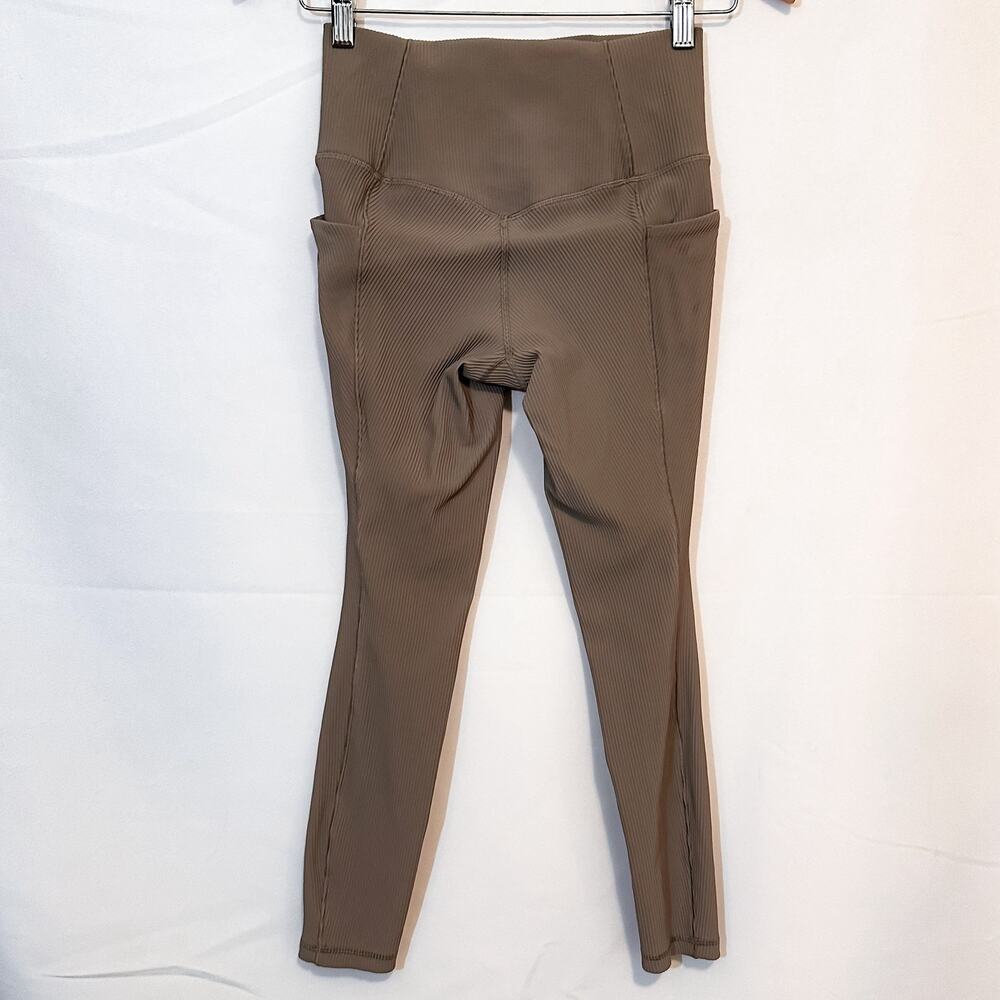 3 FOR $50! 🎁 ATHLETA Bluff Grey Salutation Stash Pocket Rib 7/8 Tight Sz… - Picture 4 of 8